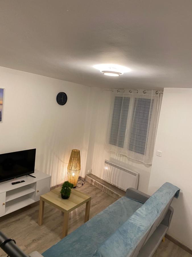 Studio Confortable Au Centre De Manosque Kültér fotó