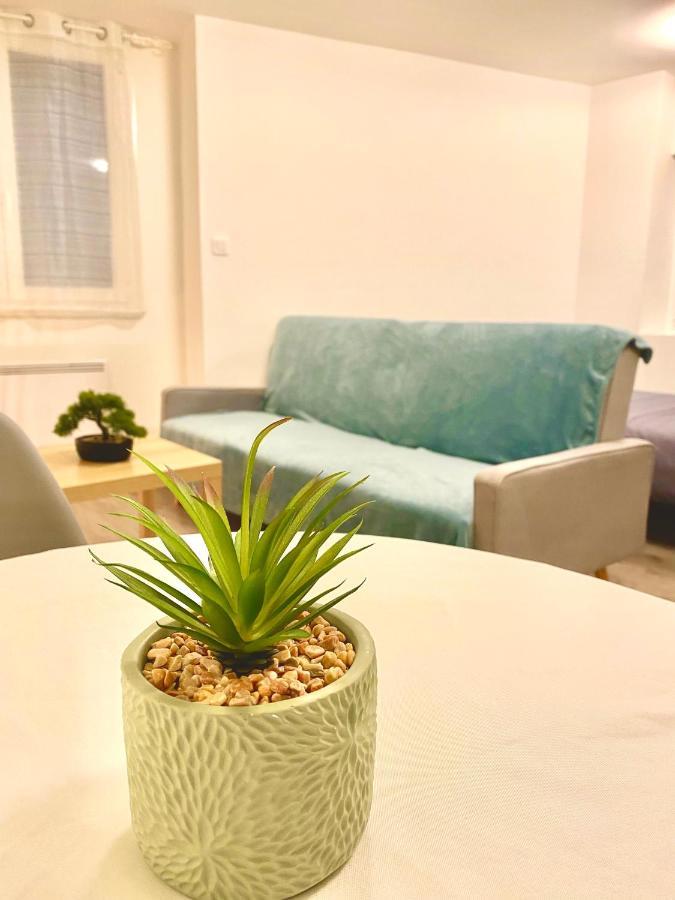 Studio Confortable Au Centre De Manosque Kültér fotó